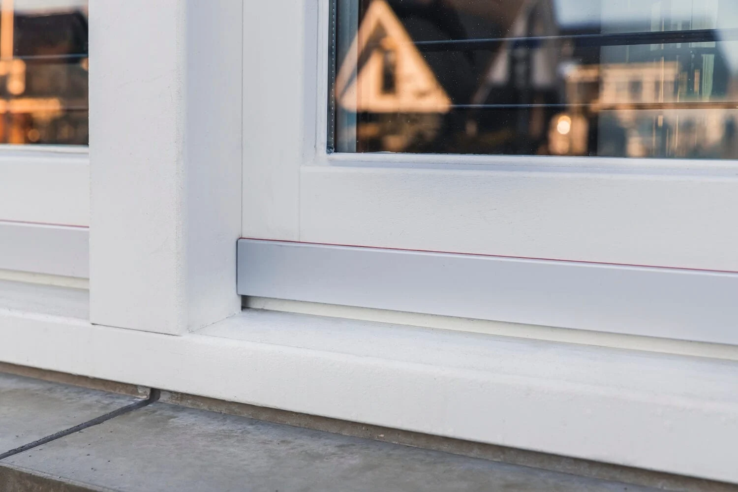 Draaikiepraam (links) en vast glas | 2 vakken | hout